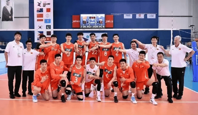 V5翻盘WBG,Elk极限生还后反打激烈交锋入围赛,强势挺进下一轮 V5翻盘WBG,Elk极限生还后反打激烈交锋入围赛,强势挺进下一轮