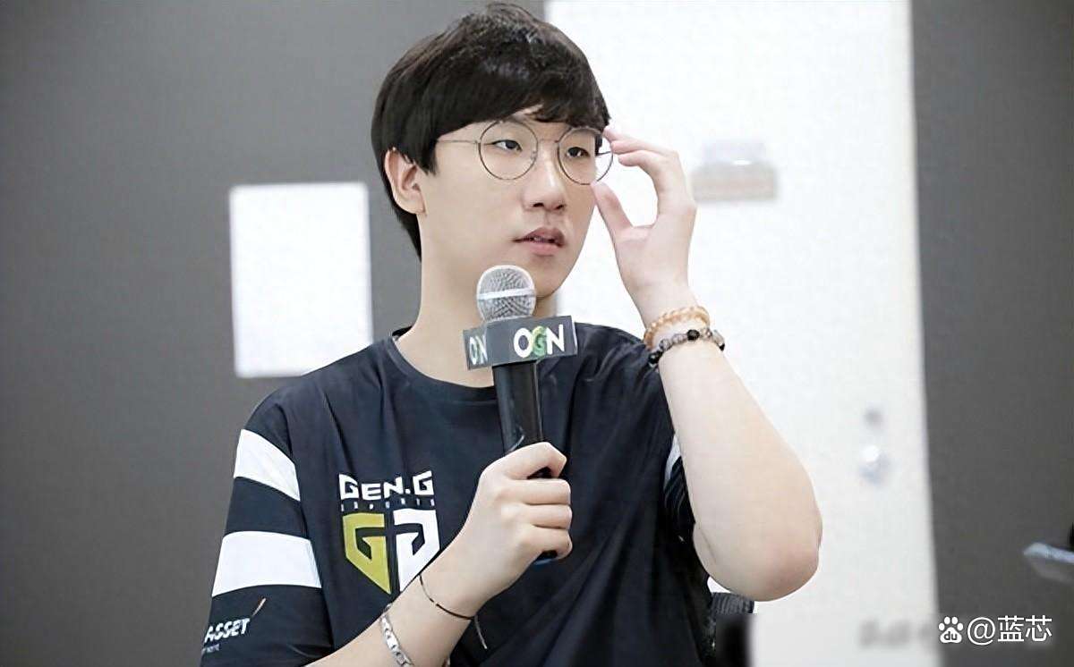 DRX绝杀JDG,Ruler单局斩获MVP峡谷大战淘汰赛,让粉丝疯狂欢呼 DRX绝杀JDG,Ruler单局斩获MVP峡谷大战淘汰赛,让粉丝疯狂欢呼