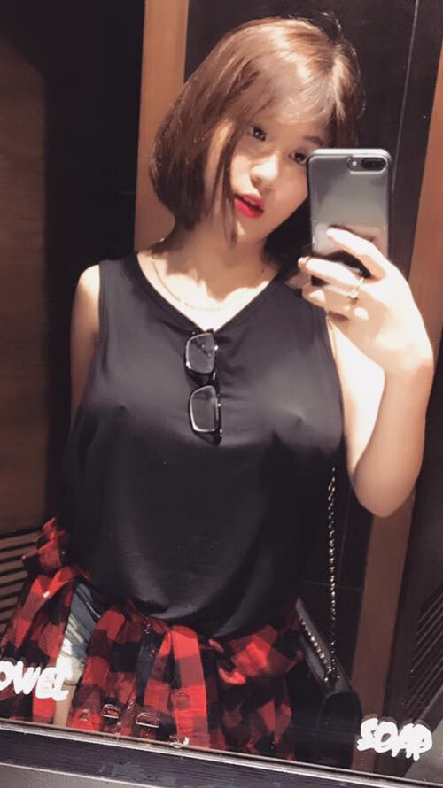 开云体育中国-平凡血液里的战神基因，2026世界杯之夜，范弗利特如何用一场比赛定义主宰